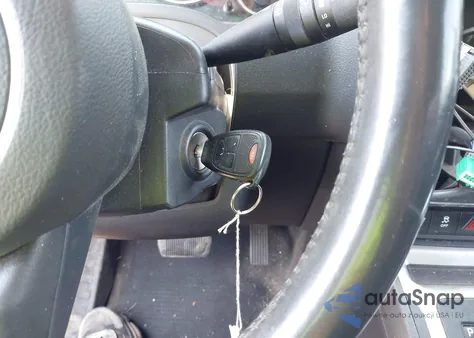 2014 Jeep Compass Latitude из США, поврежденный, VIN 1C4NJDEB9ED632886